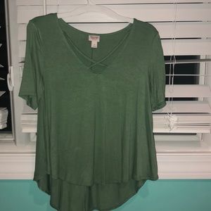 Green short sleeve top